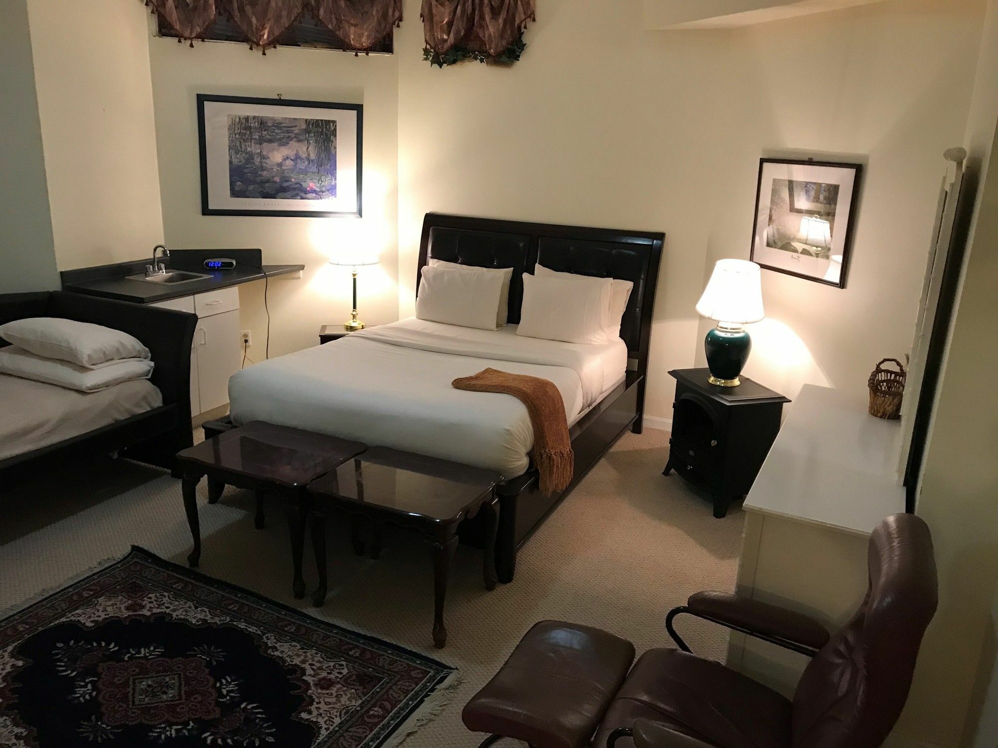 The Columbia Inn At Peralynna An Ascend Hotel Collection 외부 사진
